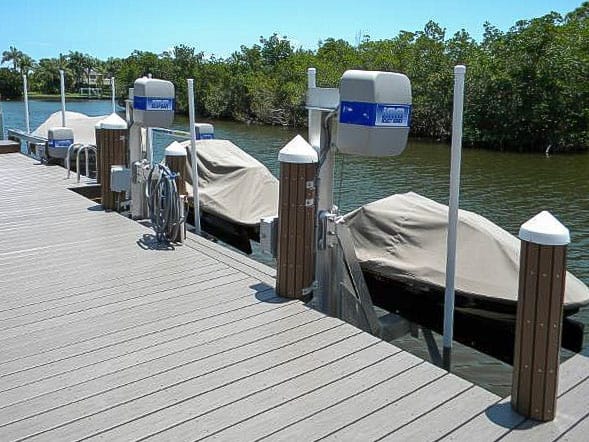 PWC 3000 Lift Jetski Lift 3