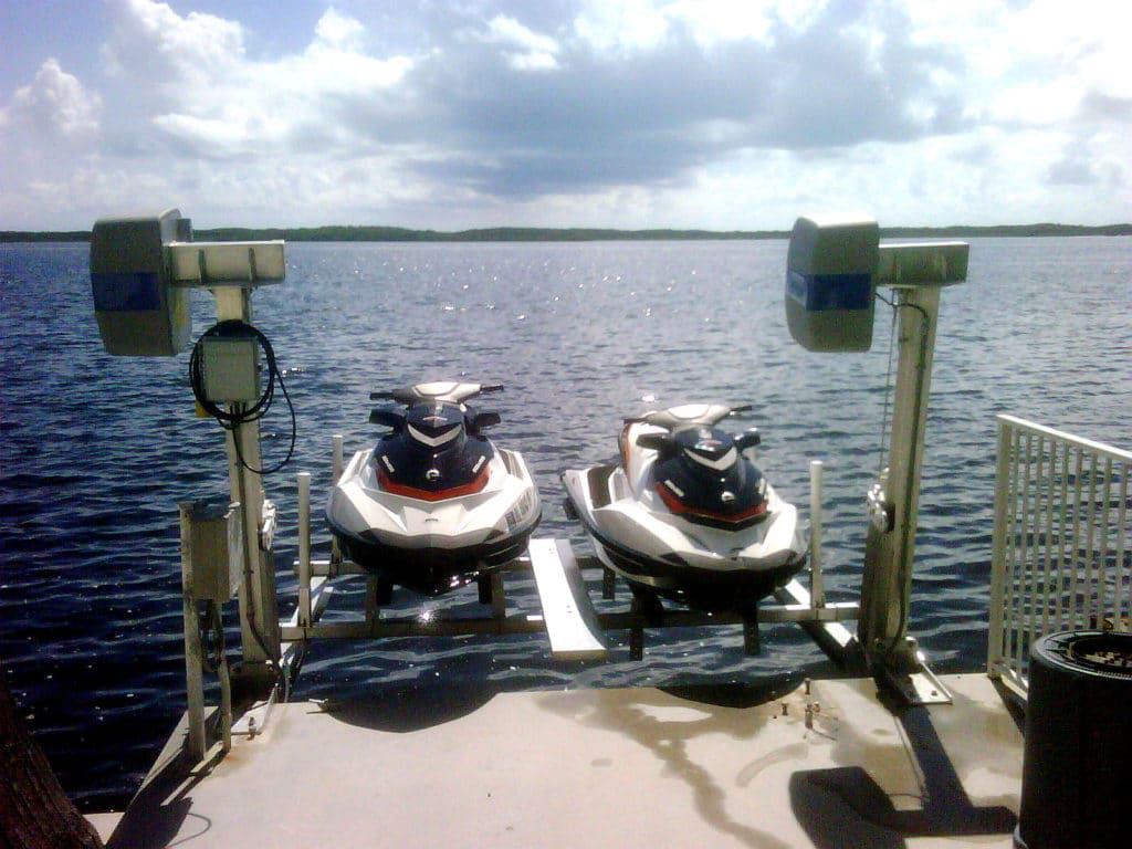 4500 Dual PWC Jet Ski Lift 4