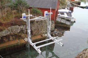 IMM Quality Boat Lifts - image boat-lift-imm-300x200 on https://www.iqboatlifts.com