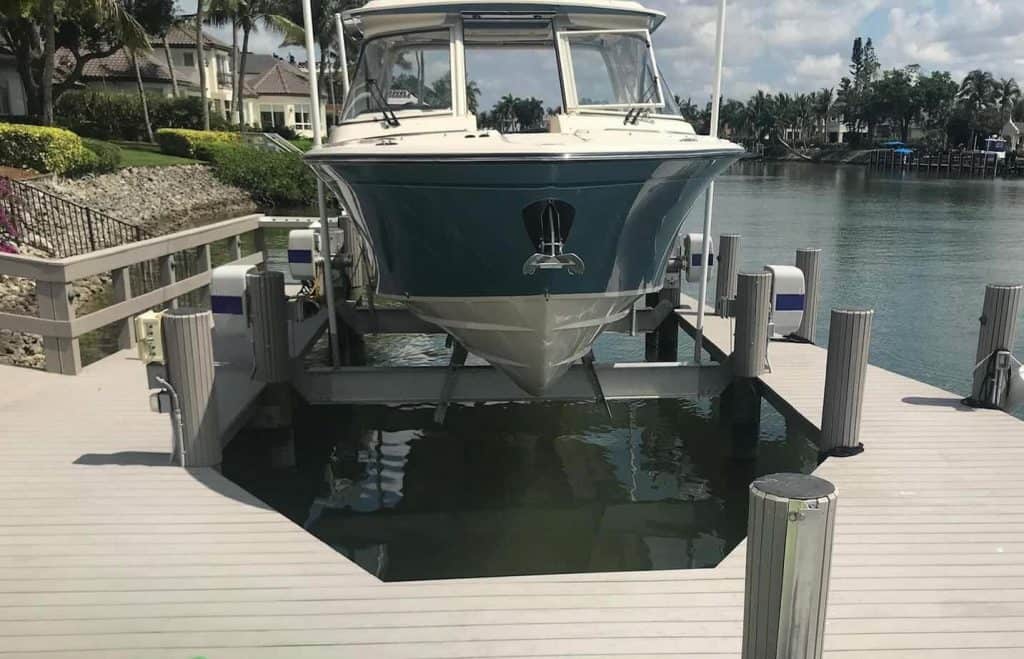 Beamless Boat Lifts - image Beamless-boat-lift-1024x659 on https://www.iqboatlifts.com